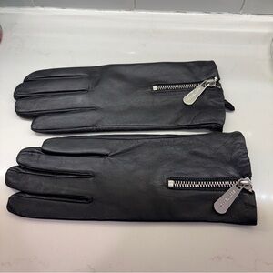 MICHAEL Michael Kors Black Leather Gloves with Zipper